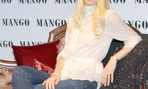 Flăcările au făcut  mari distrugeri la  conacul din Suffolk (Fotografii: Guliver/SplashnewsRex Features) jpeg