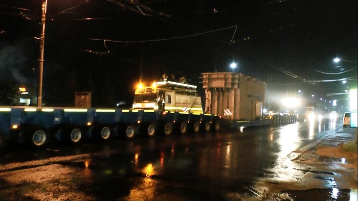Transporturile agabaritice nu sunt o raritate pe drumurile Neamțului FOTO ȘtiriNeamț.ro