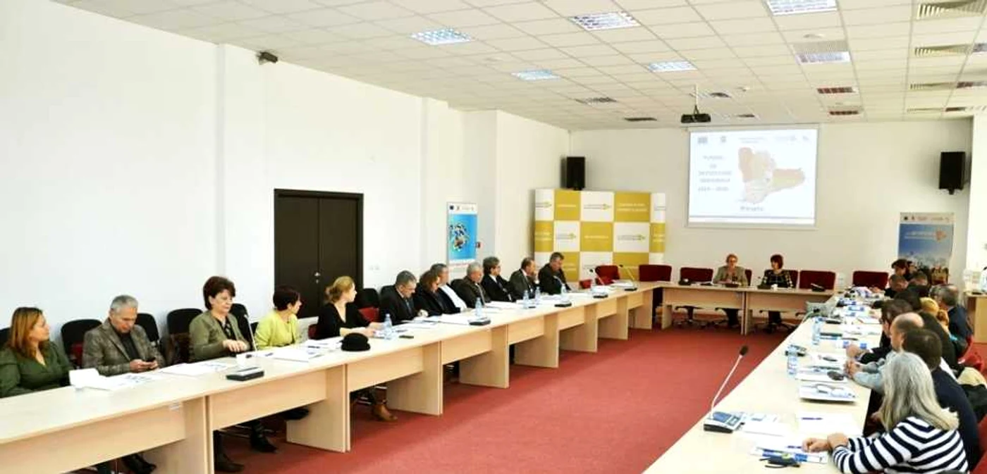 Peste 250 de persoane, la consfătuirea de la ADR Foto:Adevărul