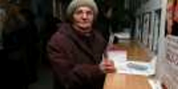Cei care nu şi-au plătit taxele către stat riscă să rămână fără ajutoare sociale pe o perioadă de cinci luni