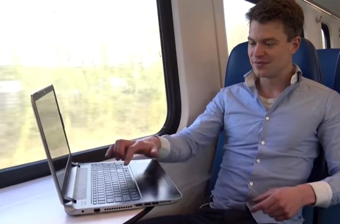 
    Daan a pus la cale o farsă de zile mariFoto: captură video  