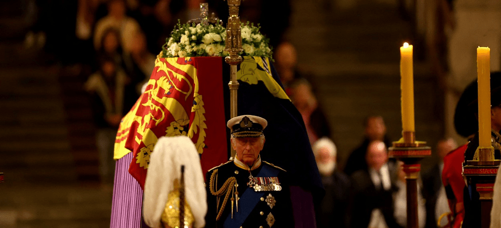 Funeraliile Reginei Elisabeta a II-a: Liderii lumii se reculeg la catafalcul suveranei. Joe Biden a sosit la Londra