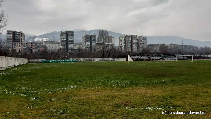 Stadionul din Lupeni. Foto: Daniel Guță