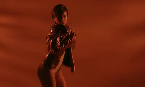 Nicoleta Nuca Insula jpeg