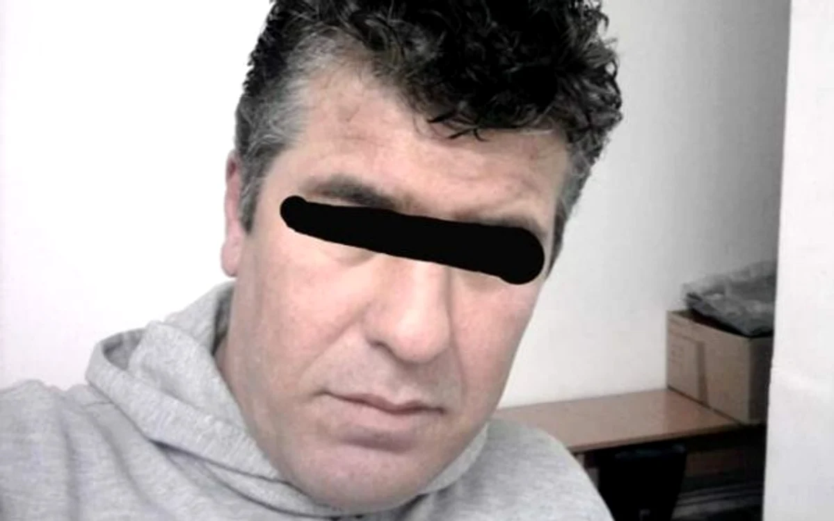 Valentin Robert a fost reţinut pentru 24 de ore sub acuzaţia de pornografie infantilă FOTO facebook