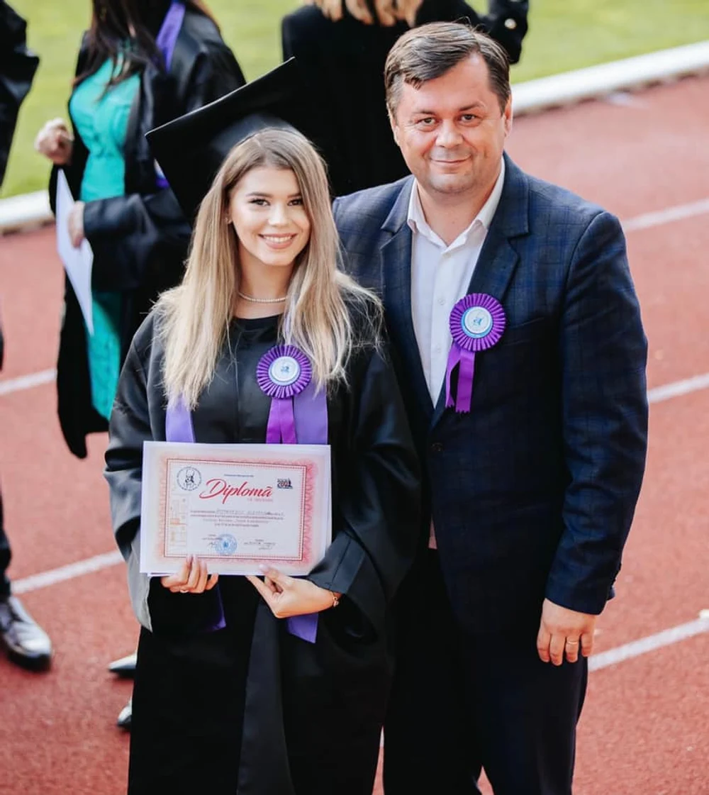 Firma prietenului fiicei primarului PSD din Târgu Jiu, vizată de Parchetul European. Cum se apără edilul