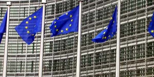 Comisia Europeană mizează pe o mai mare reglementare a pieţelor