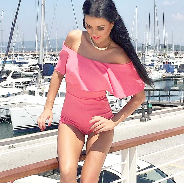 
    Nebunatica Daniela  Crudu a vrăjit nu  numai pretendenții la  inima ei, ci și întreaga  echipă de filmare  