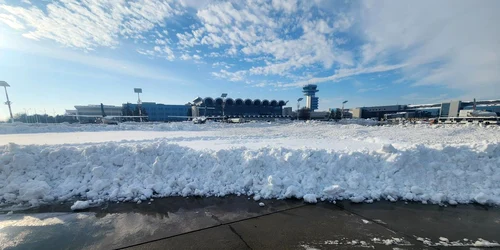 Aeroportul Internațional Henri coandă bucurești zapada FOTO Facebook BoardingPass jpg