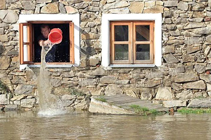 În Europa, Dunărea  a făcut 11 morţi