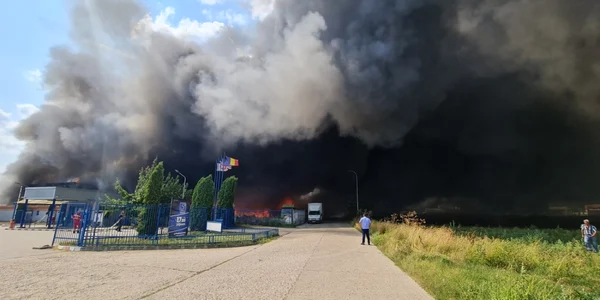incendiu depozit alba iulia