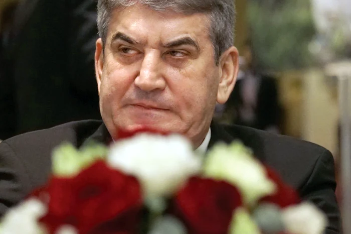 Oamenii au ieșit în stradă și i-au cerut demisia lui Oprea, în octombrie 2015