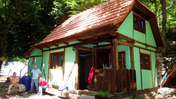 Veche de peste o suta de ani, casa a fost salvata de la ruină