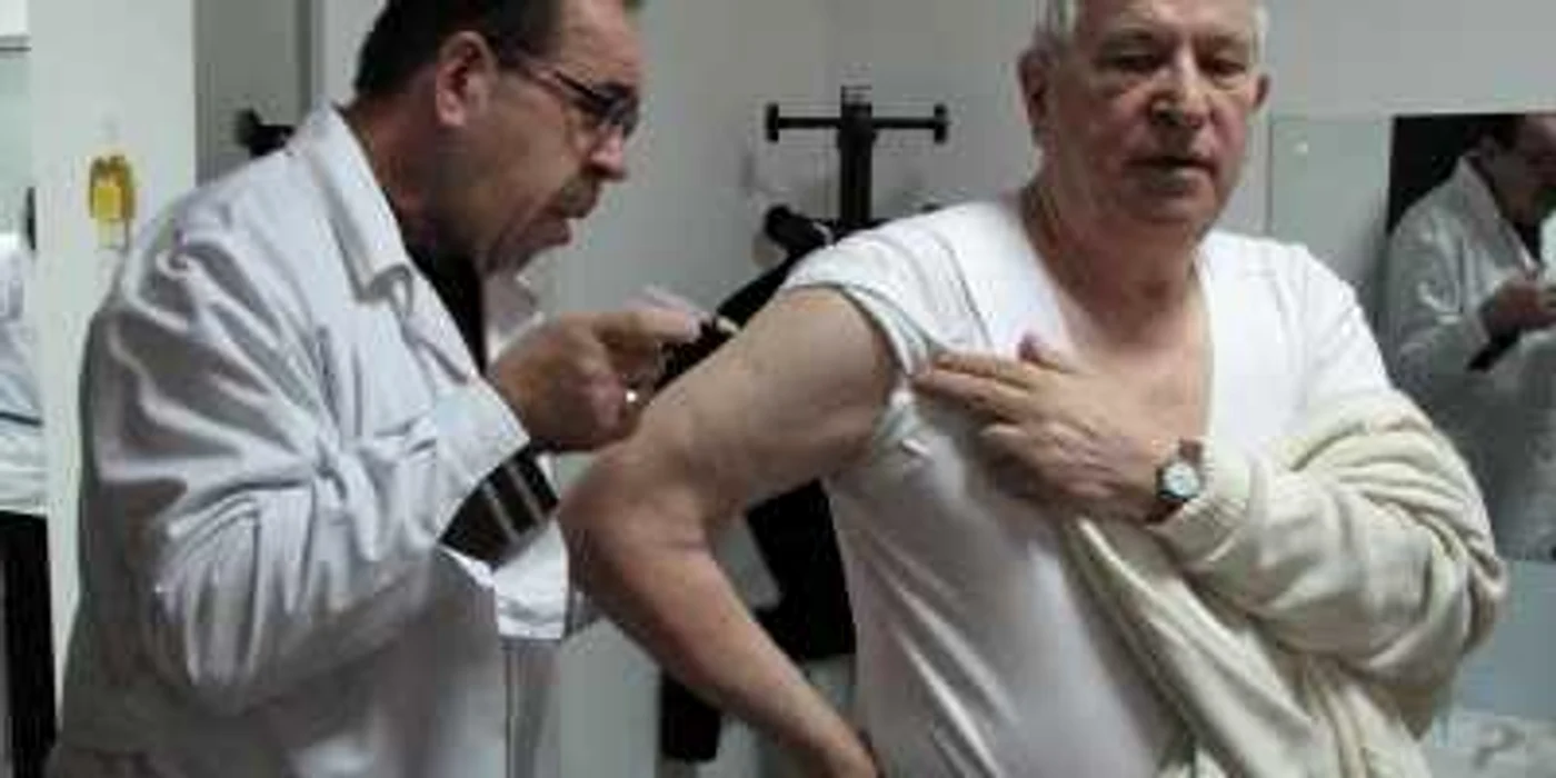 Primii vaccinaţi au fost pensionarii