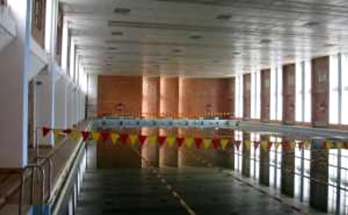 Odată finalizat, spre sfârşitul anului 2012, bazinul va putea găzdui chiar întreceri sportive militare