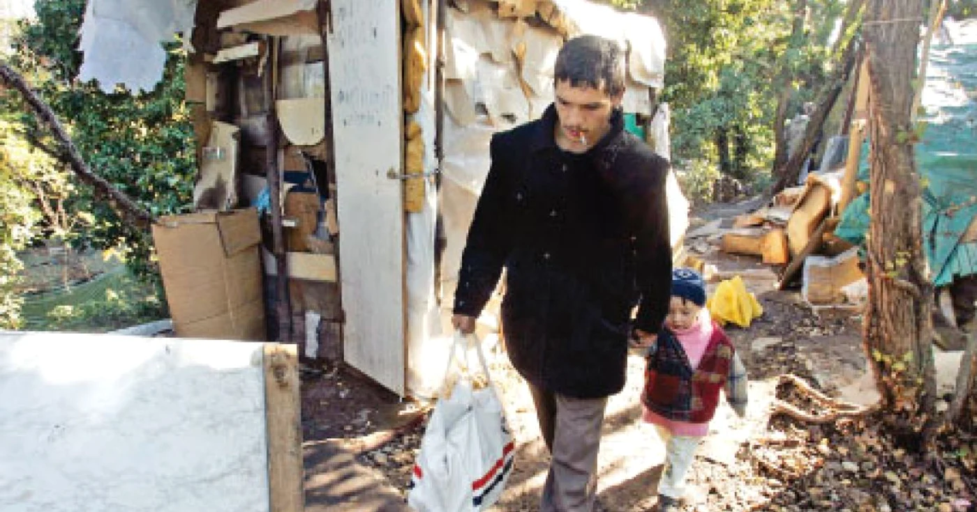 Rromii plătesc chirii mici în taberele autorizate  