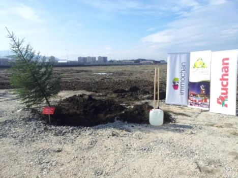 S-a pus piatra la temelie la Coresi Shopping Center. FOTObrasovultau.ro