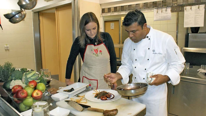 Chef Ashlie Dias i-a  arătat cât de uşor  se găteşte raţa