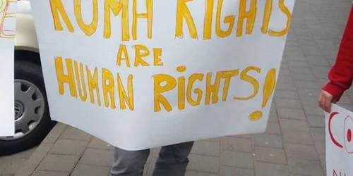 protest alba romi