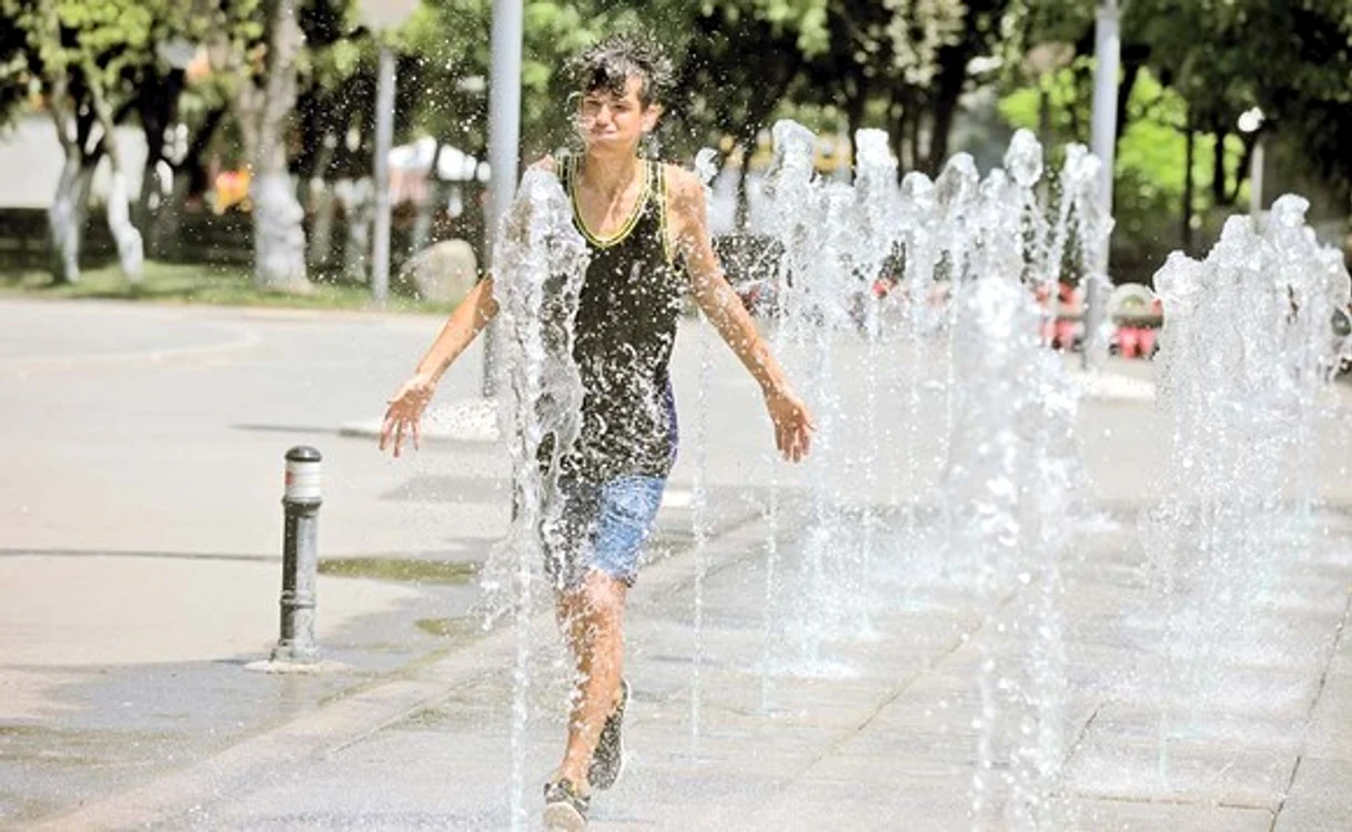În weekend, în București vor fi 33-35 de grade Celsiusfoto: arhiva Click!