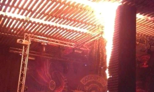 Tavanul a fost primul care a luat foc la Colectiv, după ce au fost aprinse artificiile jpeg