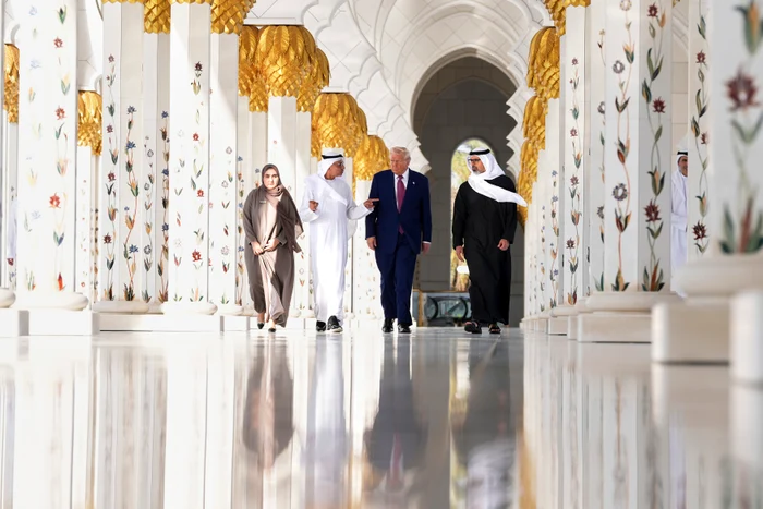 Donald Trump vizitează Marea Moschee Sheikh Zayed FOTO Profimedia