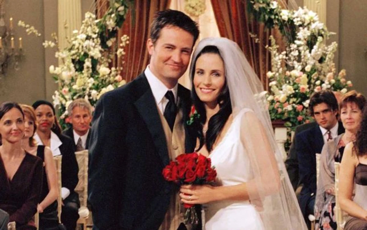 Matthew Perry şi Courteney Cox