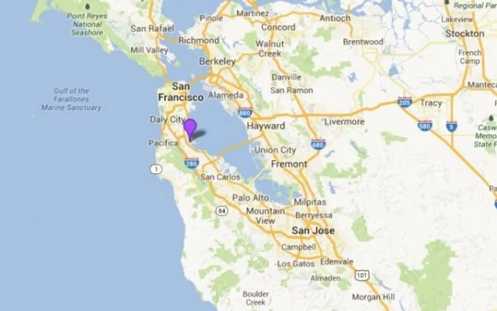 Pista pe care s-a produs incidentul se află aproape de apă.