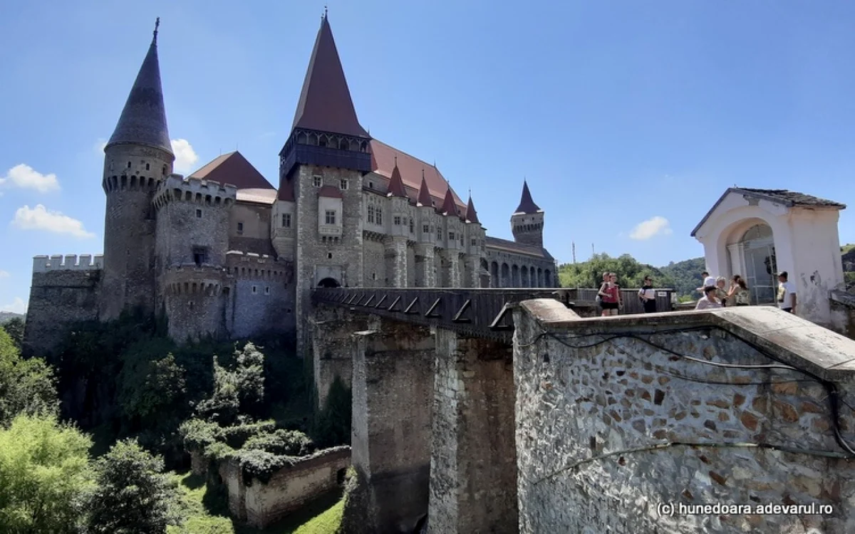 Castelul Corvinilor. Foto: Daniel Guţă. ADEVĂRUL