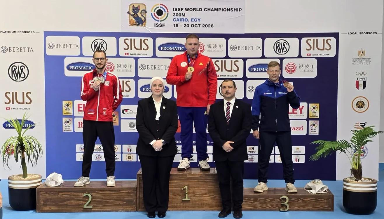 Peter Sidi a urcat pe cea mai înaltă treaptă a podiumului la CM din Egipt