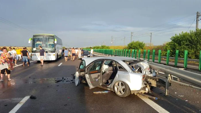 Accident la Fetești. Patru persoane au fost răniteFoto: Digi24