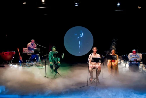 Premiera spectacolului "Alegerea" la Teatrul Naţional "Marin Sorescu" din Craiova, după piesa de teatru scrisă de Regele Mihai şi Regina Ana