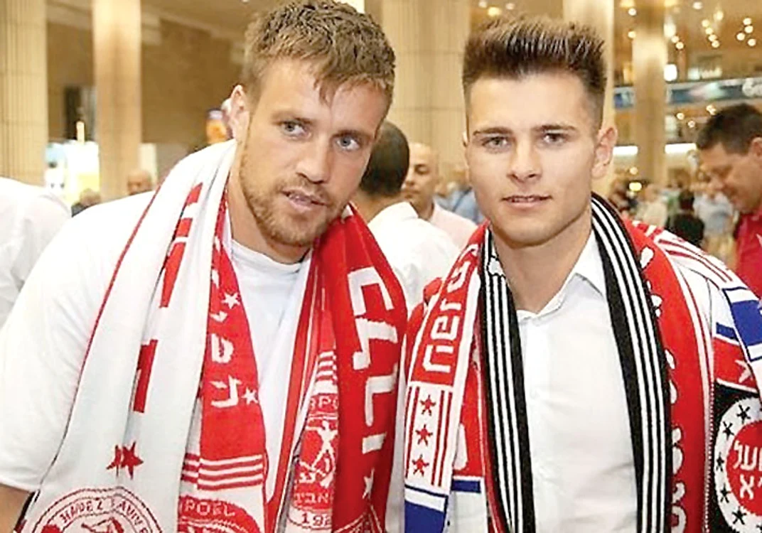 
    Pintilii şi Bumba au semnat cu Hapoel  