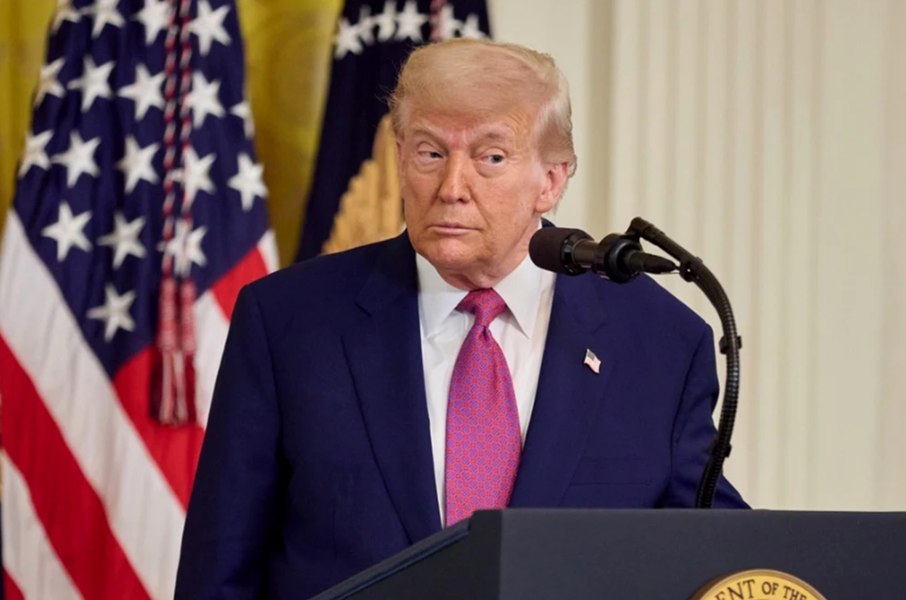 Trump anunţă taxe vamale de 30% pentru importurile din UE. Reacția Ursulei von der Leyen