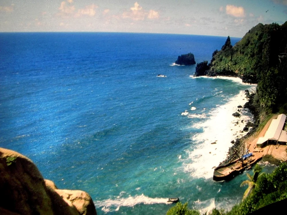 Golful Bounty de pe Insula Pitcairn