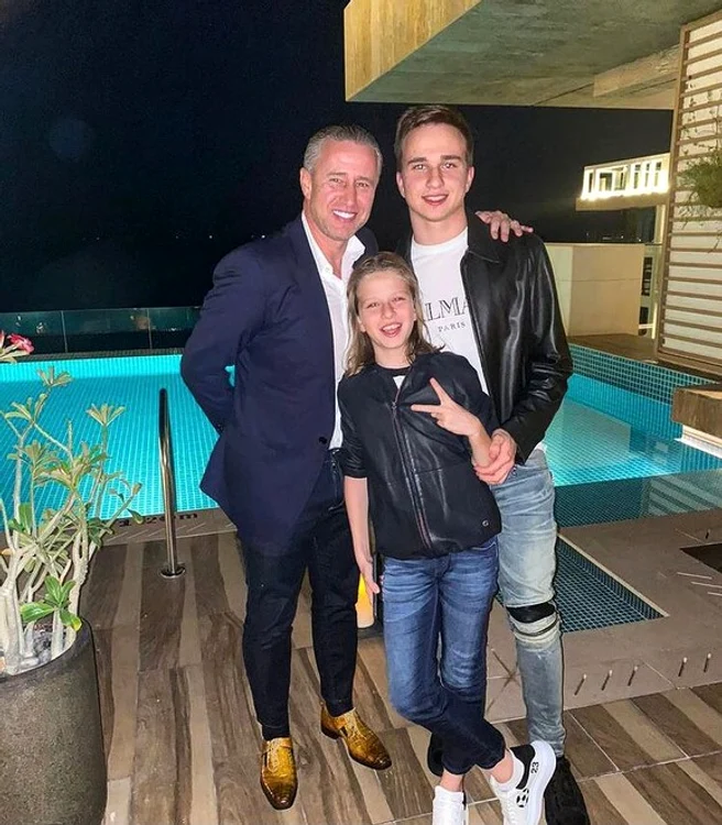 Corina îl face tată pentru a treia oară pe Laurențiu ReghecampfFoto: arhivă personală