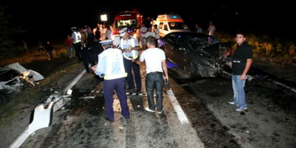 Craiova: UPDATE / Şapte persoane rănite grav într-un accidentat de circulaţie
