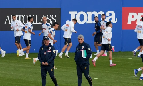 Hagi antrenament nationala jpg