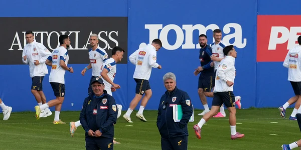 Hagi antrenament nationala jpg