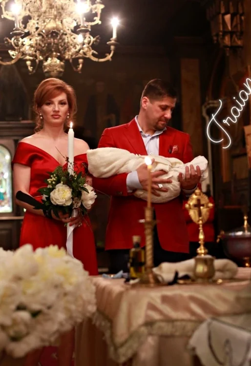 Traian jr. a fost creştinat de Ioana Băsescu şi soţul ei, Radu Pricop