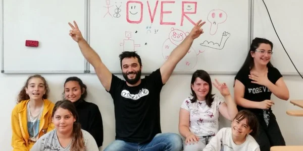 calarasi ovidiu iancu invatator la tara foto Arh pers O.I.