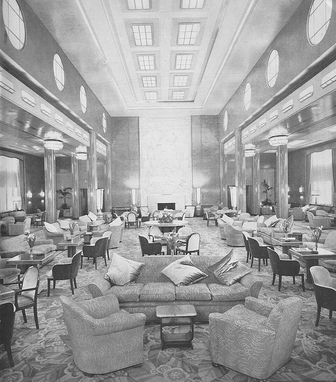 Interiorul navei RMS Queen Mary 