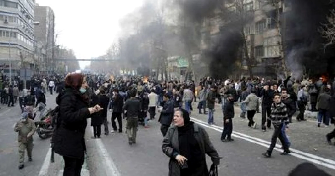 Proteste violente la Amsterdam