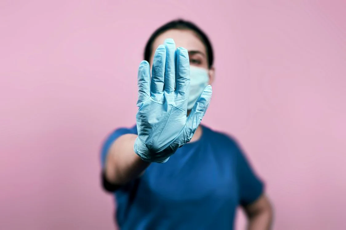 
    Kimberley a fost suspectă mai întâi de gripa porcină @shutterstockclickpentrufemei.ro  
