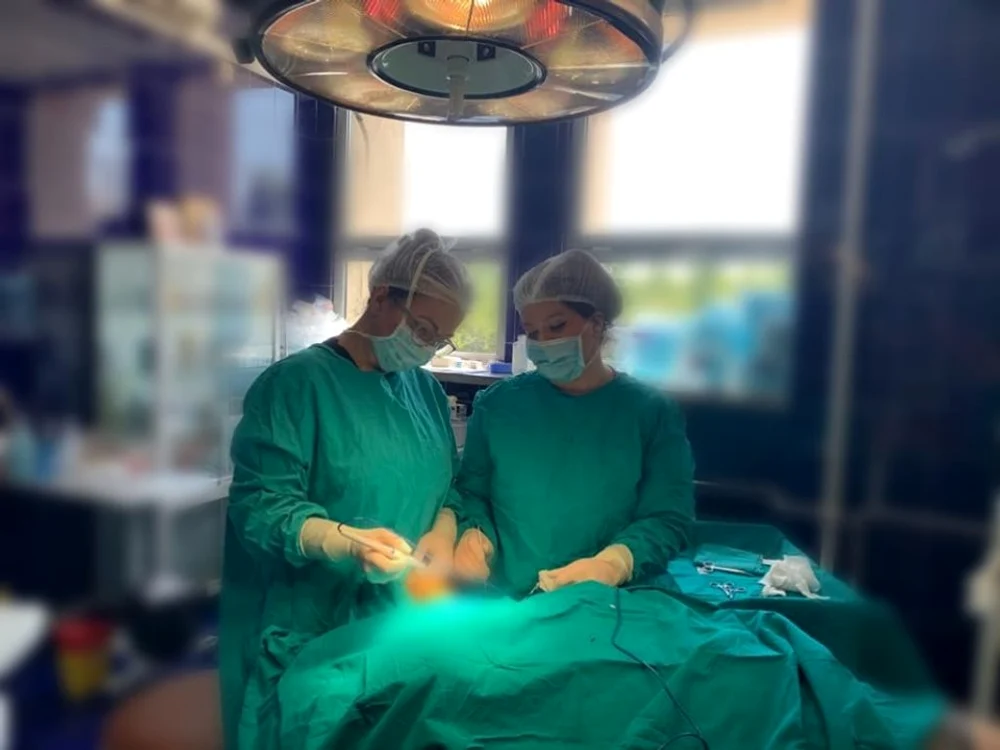 
    Fevronia Breahnă a fost asistent medical. Ea se luptă cu tumora de 50 de anifoto: Spitalul Universitar de Urgență București  