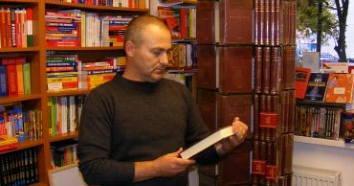 Alba Iulia: Operele complete Shakespeare se găsesc la librăria „Academica“