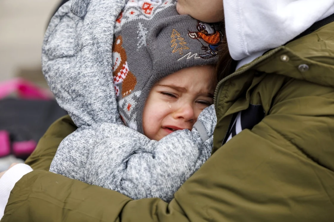 Mii de refugiaţi au umplut gara din Lviv. Foto Profimedia