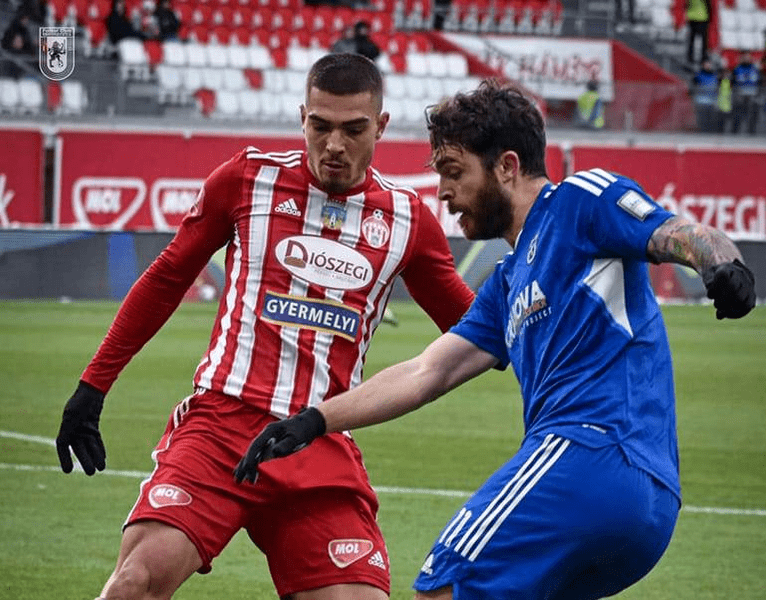 FC U Craiova 1948 se delimitează de comportamentul suporterilor săi la Sfântu Gheorghe: „Nu am solicitat bilete pentru suporteri“