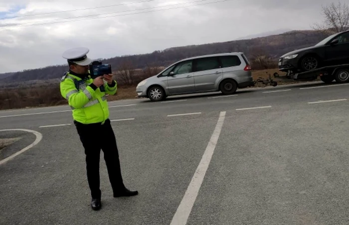 Şoferii vitezomani, traşi pe dreapta FOTO Adevărul