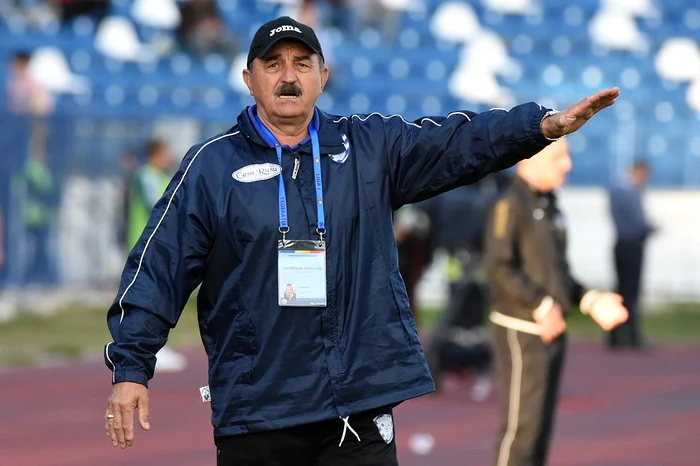 Ionuț Popa a fost un antrenor temperamental, dar și cu simț al umoruluiFoto: sportpictures.eu